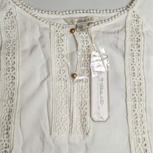 🌻 Cold-Shoulder Eyelit Tunic Boho Medium Ivory 3/4 Sleeve Crochet Cutout